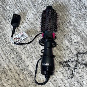 Revlon Blow out Brush